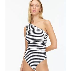 NEW - Ruched one-shoulder one-piece in stripe